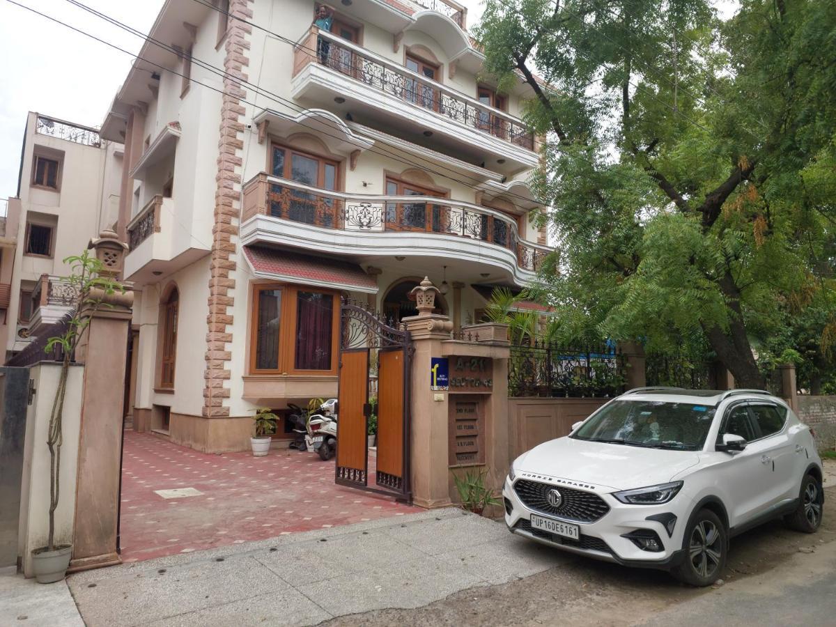 Hotel Ashray Noida Exterior photo